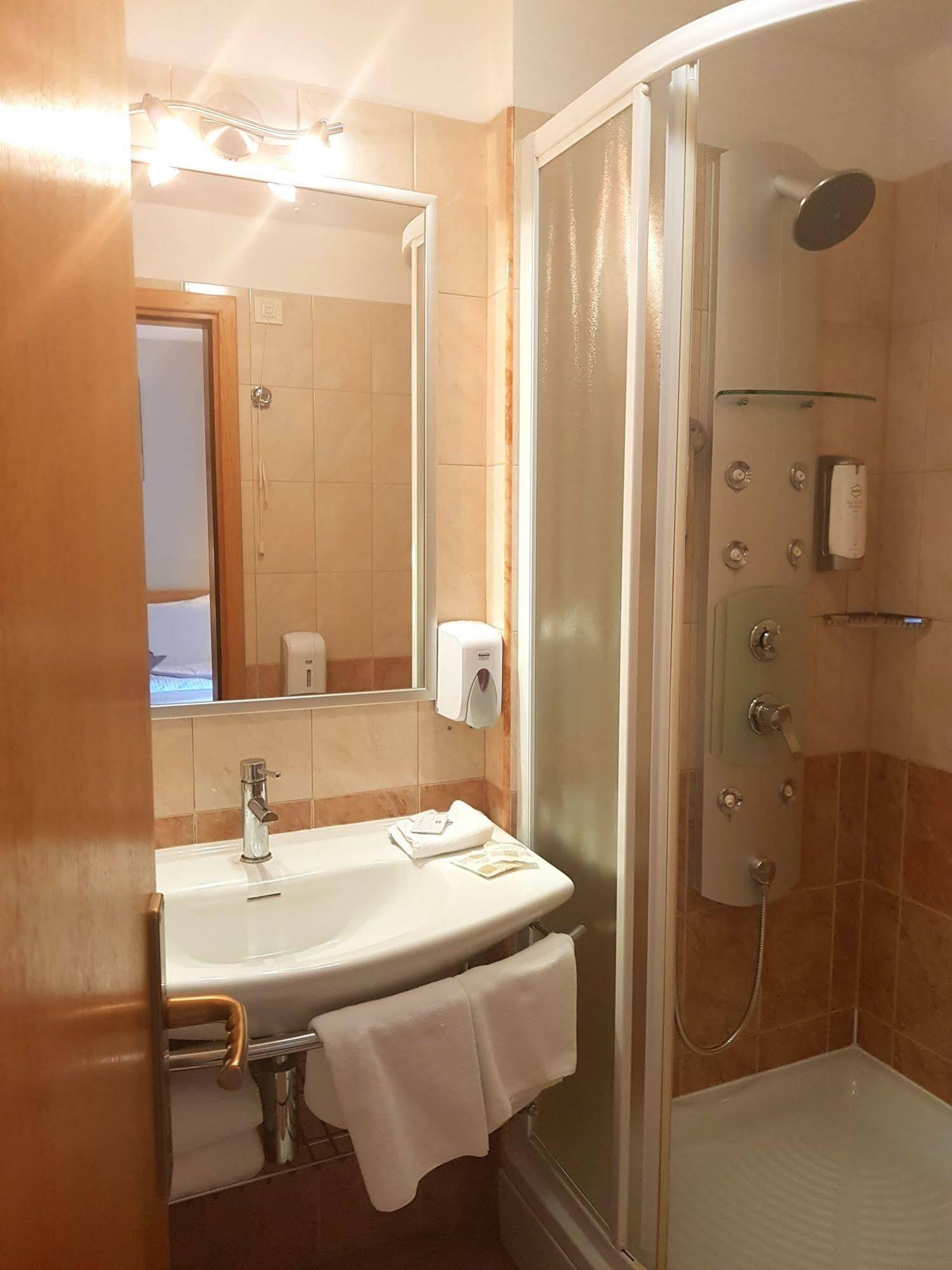 Novigrad Istria Boutique Hotel Santa Maria מראה חיצוני תמונה
