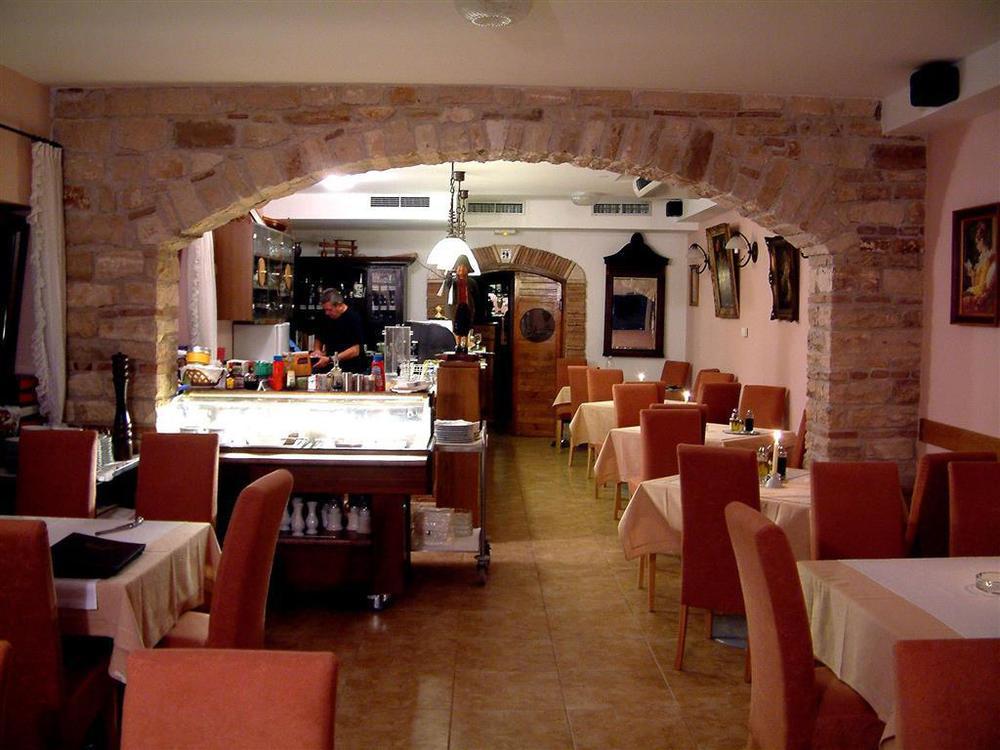 Novigrad Istria Boutique Hotel Santa Maria מסעדה תמונה